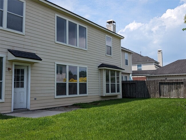 Building Photo - 6207 Barkermist Ln