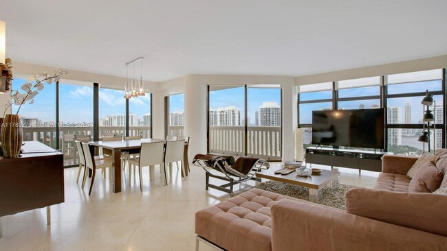 Building Photo - 1000 W Island Blvd Unit 2409 Rental