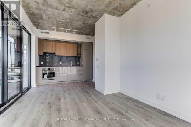 Photo - 161 Roehampton Ave Unité 903