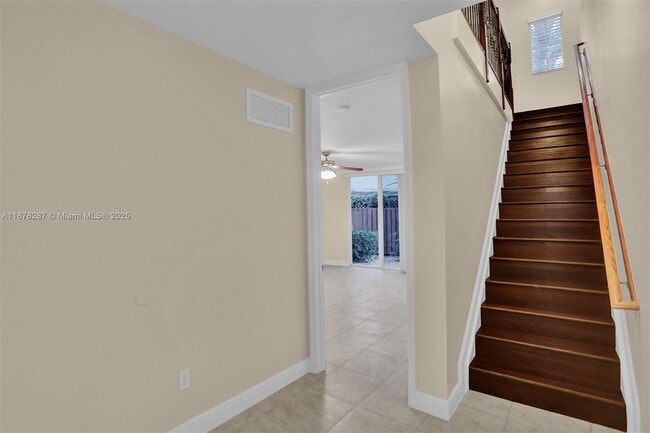 Photo - 427 SE 13th St