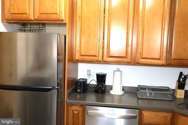 Photo - 5934 Mayflower Ct