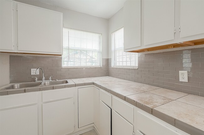 Photo - 1114 Cresline St