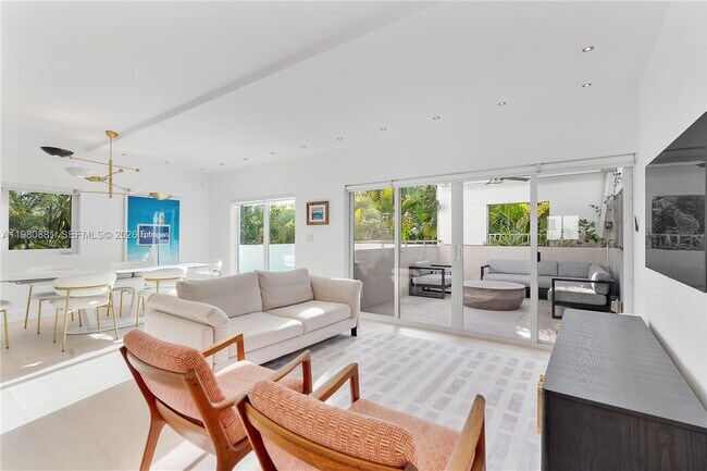 Photo - 828 3rd St Unit 314