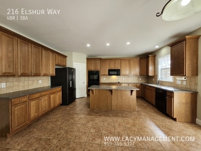 Photo - 216 Elshur Way