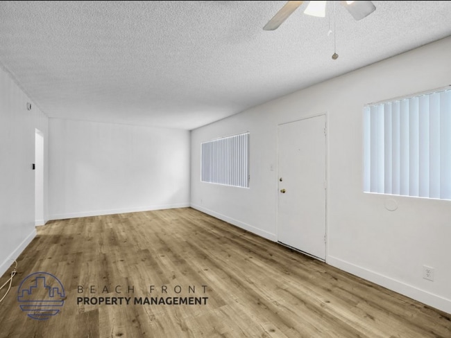 Photo - 868 Victor Ave Unit 868 Victor ave