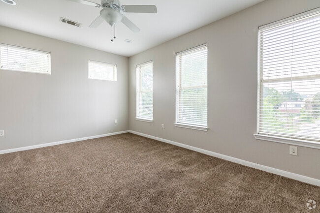 2BR, 2BA - 1159SF - Master Bedroom