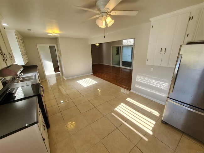 Photo - 2634 Fairmont Rd