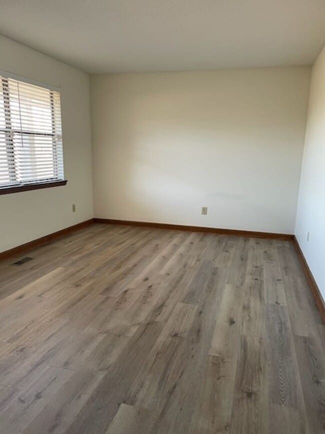 Photo - SINGLE FAMILY HOME