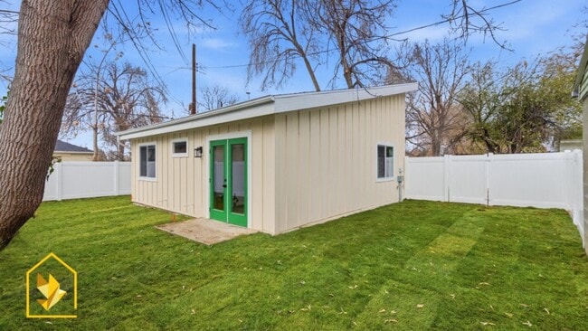 Photo - 3182 S Imperial St Unit B