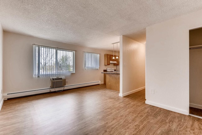 Building Photo - Cherrywood on 7th Avenue Rental
