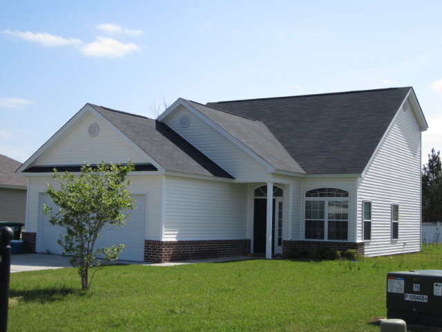 Photo - 145 Red Oak Dr