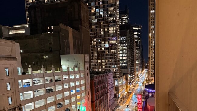 Photo - 200 N Dearborn St Unit 1203