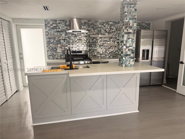 1720 NW 124th Terrace