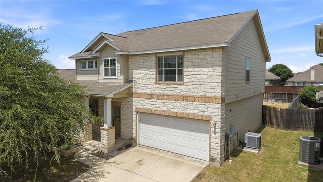 Photo - 108 Quarry Ln