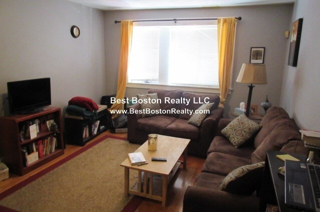 Photo - 387 Highland Ave Unit R