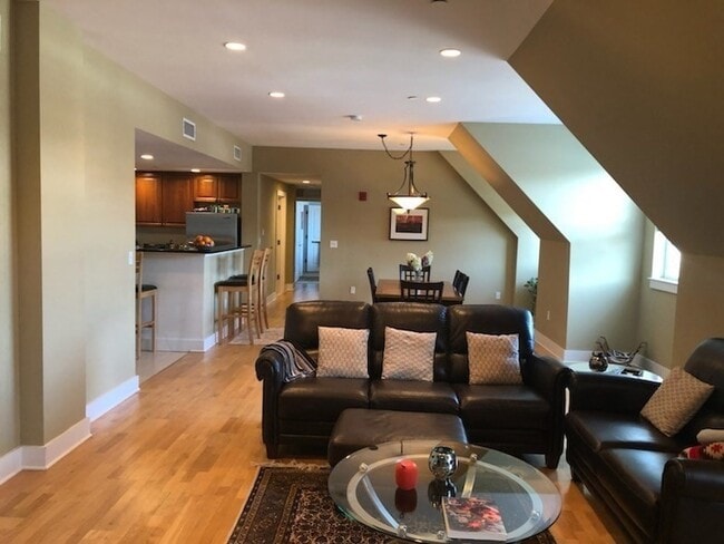 Photo - 1 Powder Mill Square Unit 408
