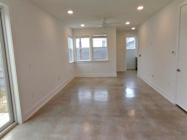 Photo - 7309 Bennett Ave