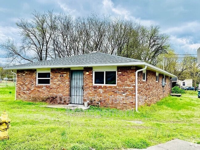 Building Photo - 2008 Wilcox Blvd Rental