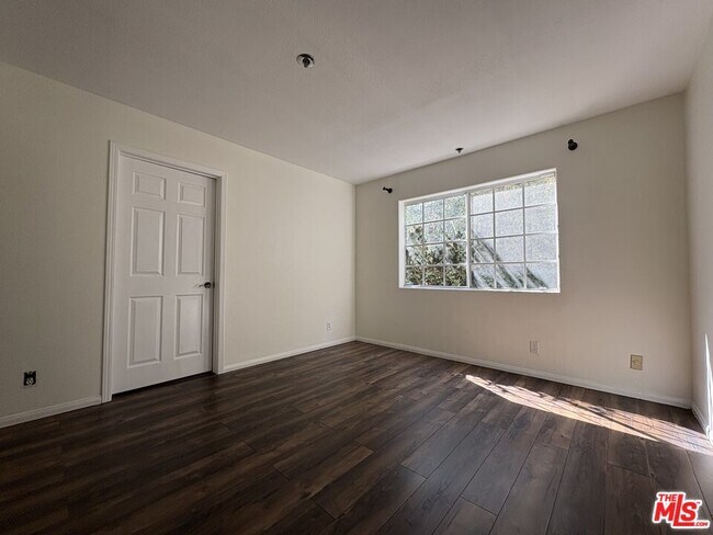 Photo - 741 Venice Way Unit 7