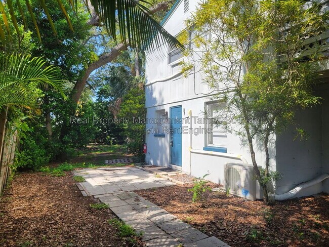 643 Wisteria Ct Unidad A