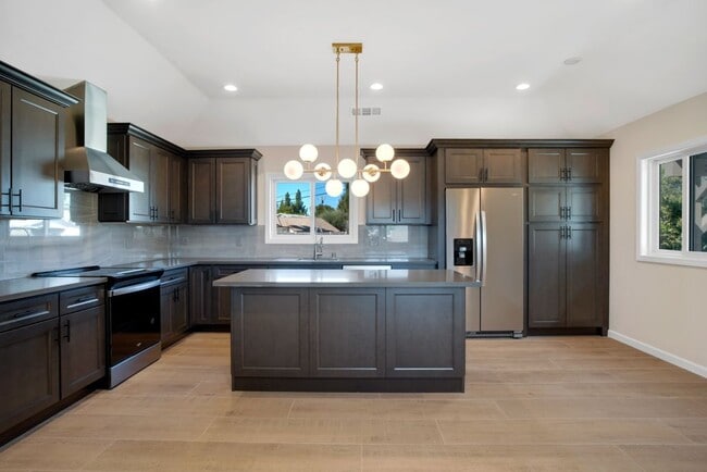 Photo - 7635 Fallbrook Ave