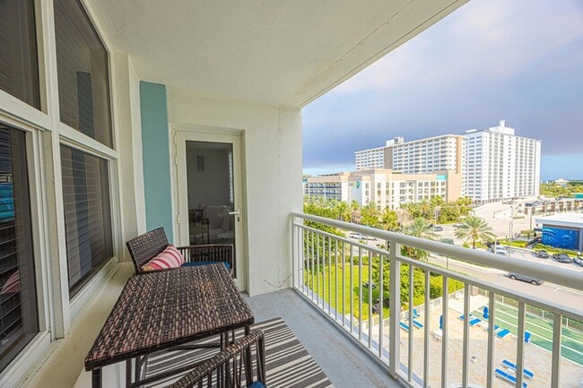 Building Photo - 201 N Ocean Blvd Unit 702