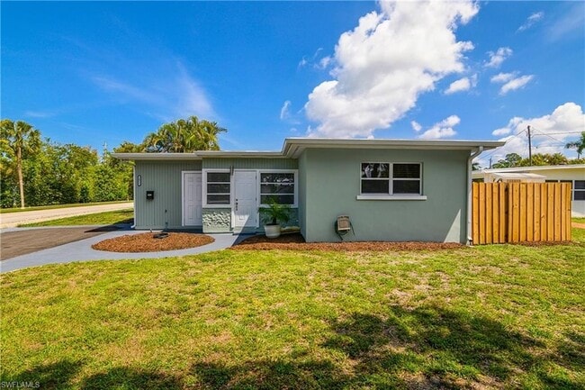 Photo - 1015 10th Ave N
