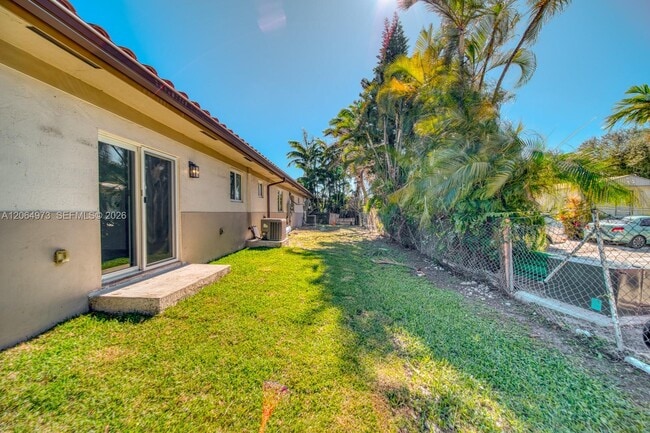 Photo - 14708 NE 7th Ave Unit 14711