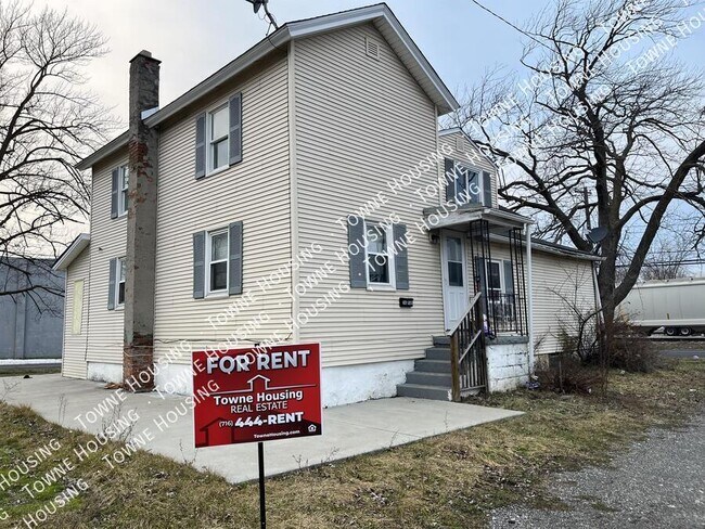 Building Photo - 340 Park Ave Unit 2