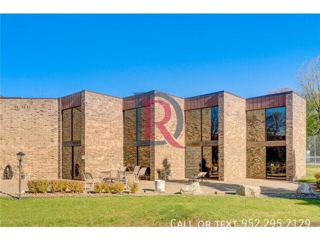 Photo - 2220 Midland Grove Rd Unit 204
