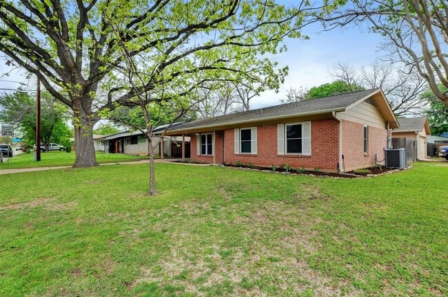 Photo - 8301 Franwood Ln