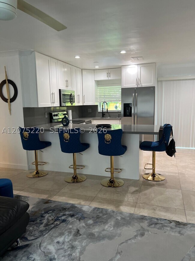 Photo - 906 NE 6th St