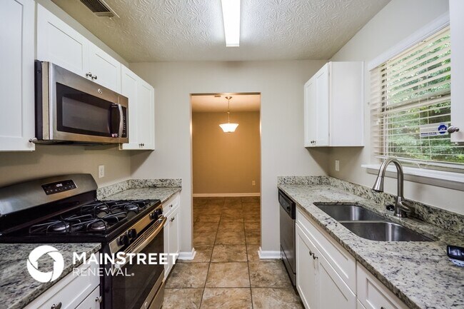 Photo - 2050 Downs Pl