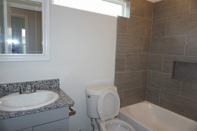 Photo - 11652 Vistawood St