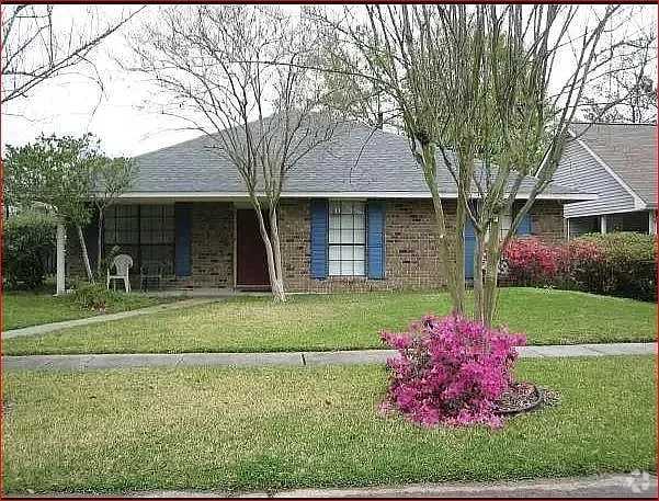 Building Photo - 13323 Briargrove Ave Rental