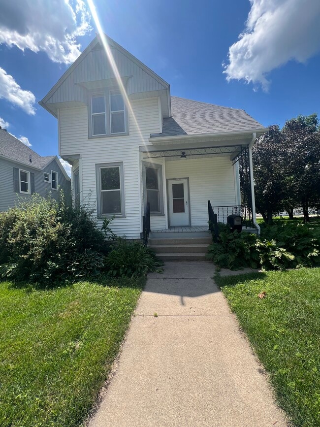Front of house - 507 Center Ave House