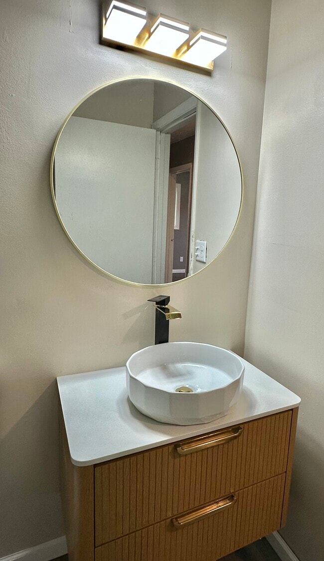 Photo - 4927 W Southern Ave