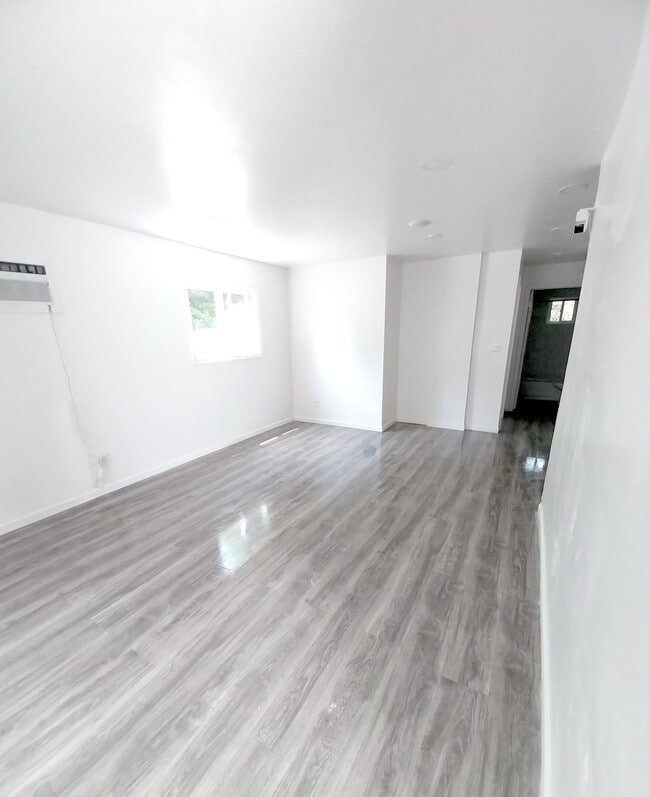 Building Photo - 2751 Faber Ave