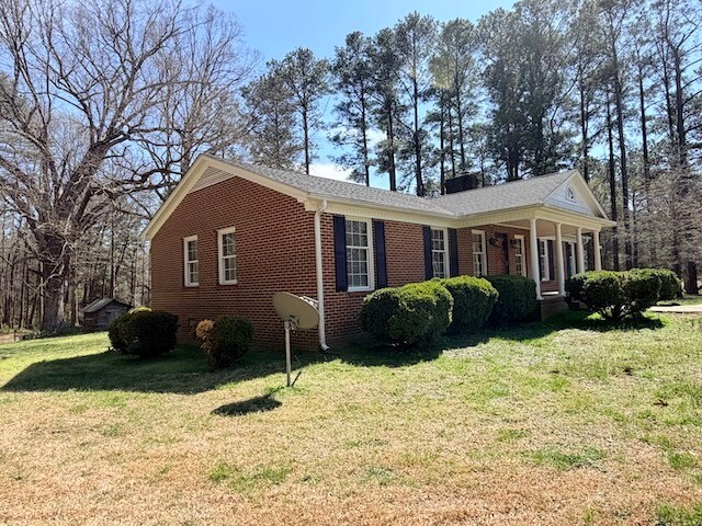 Photo - 2105 Goodes Ferry Rd