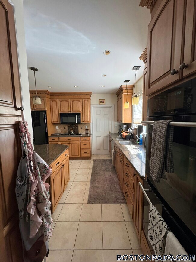 Photo - 883 Fellsway Unit 1