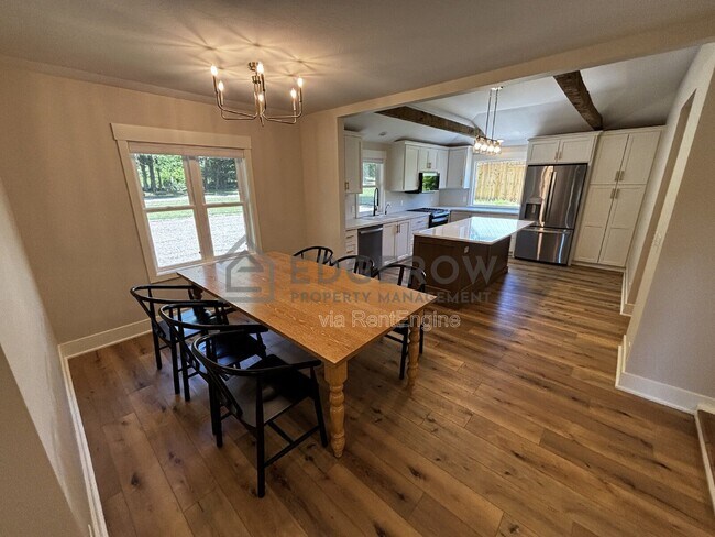 Photo - 10710 2nd Ave NW