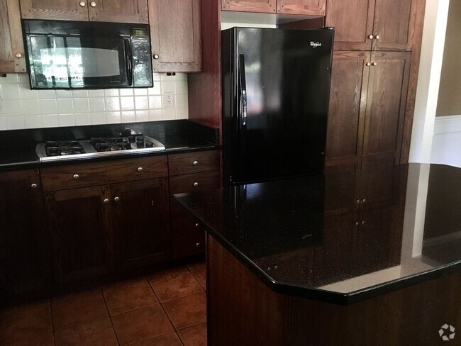 Building Photo - 1470 Mohican Dr Unit 1 Rental