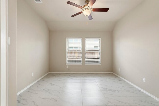 Building Photo - 10526 Cabot Trl