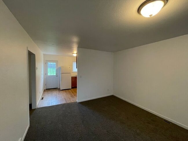 Photo - 2 Bedroom, 1 Bath Ranch Style Duplex with ...