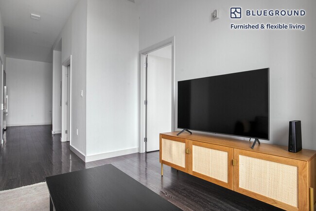 Photo - 10 New St Unidad FL3-ID1057