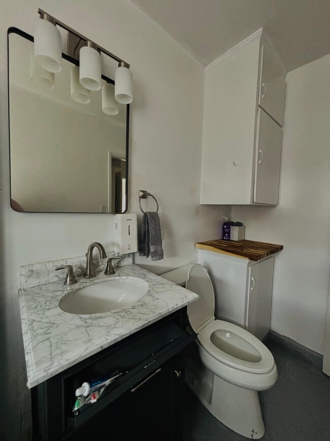 Photo - 3820 Keystone Ave Unit Keystone -  1