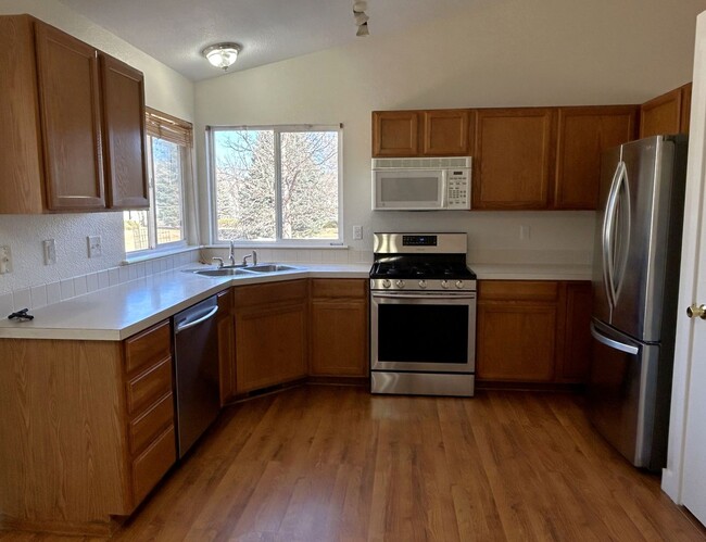 Photo - Spacious 3BR Home with Garage in Great Loveland Location