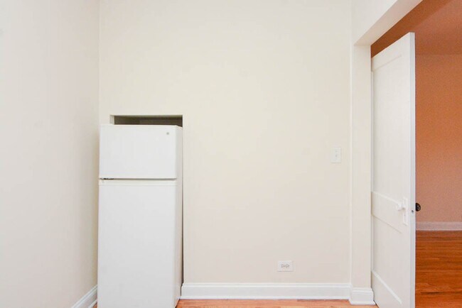 Photo - 545 W Wellington Ave Unit 901