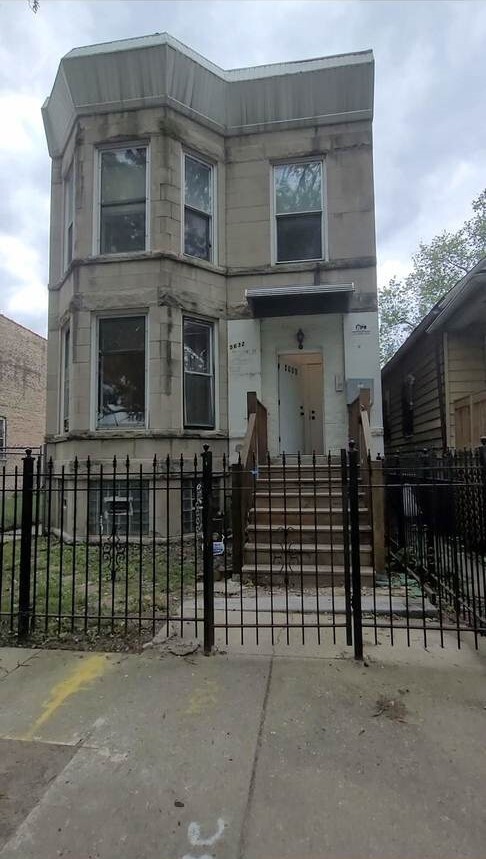 Photo - 5632 S Lowe Ave House