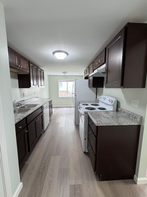 Photo - 247 E Main St Apartment Unit C
